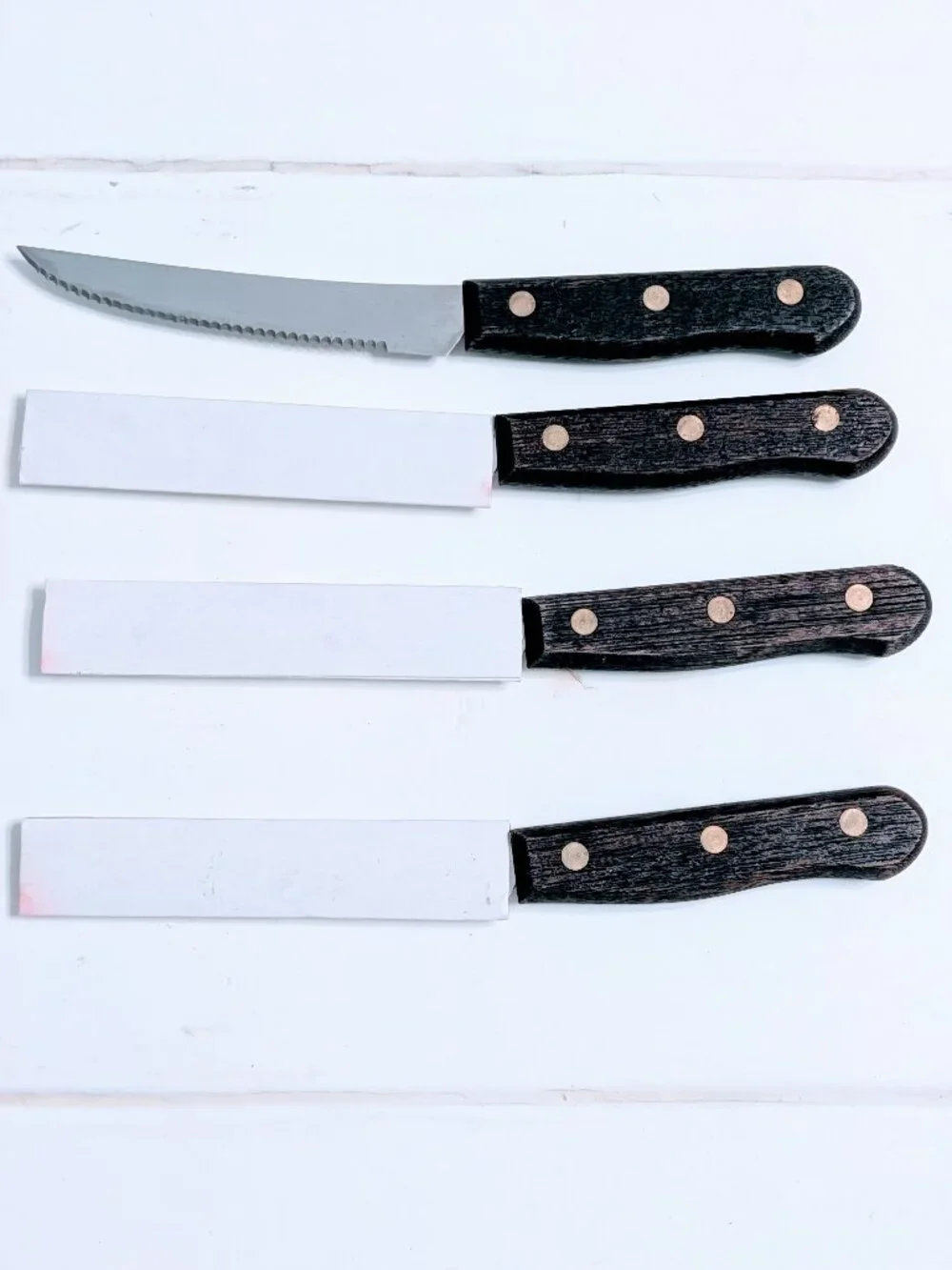 Set of 4 NOS Old Homestead Stainless Steel Serrated Steak Knives 8.25